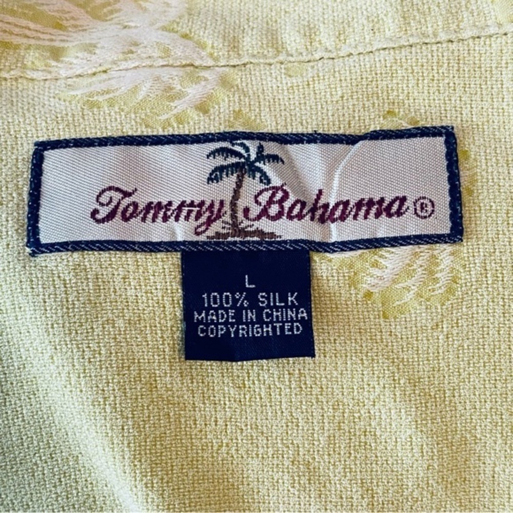 Vintage Tommy Bahama 100% Silk Hawaiian Shirt Tropical Vacation Cruise Palm Tree - Picture 12 of 14